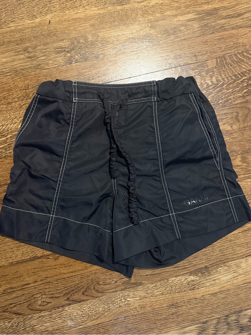 Ganni Black Drawstring Shorts with Contrast Stitching and elastic waist- 32, xs
